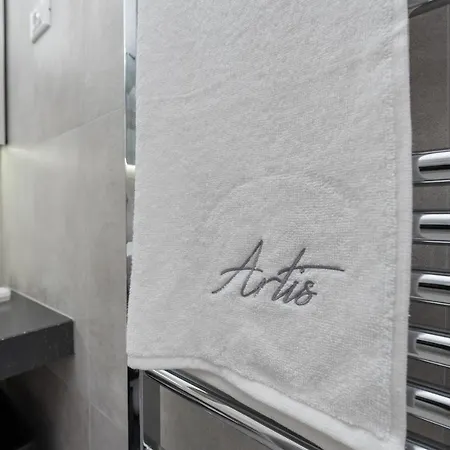 Artis Lux